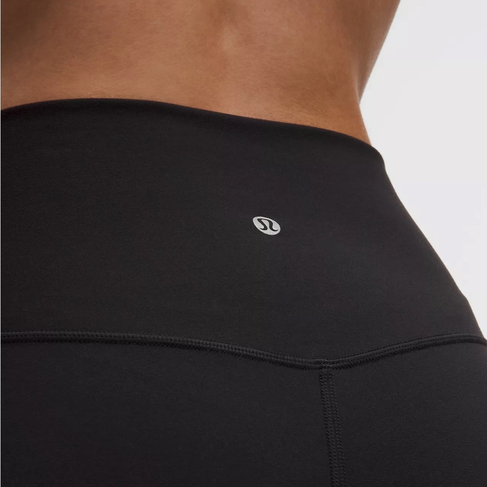 Lululemon Align High-Rise Black 4” Shorts SZ 6 - Picture 4 of 11